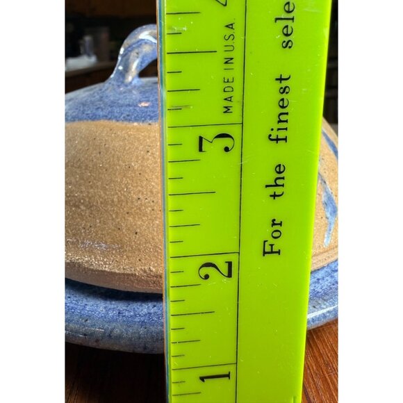 Stoneware pottery cheese butter dish w/ dome lid blue tan wheat leaf rustic - Picture 10 of 10